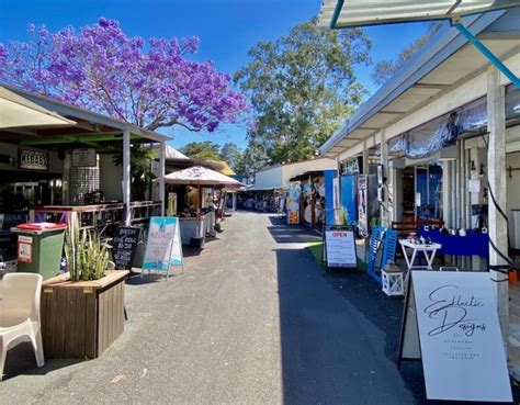 CARRARA MARKETS .